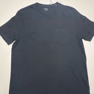 Old Navy Black T-Shirt